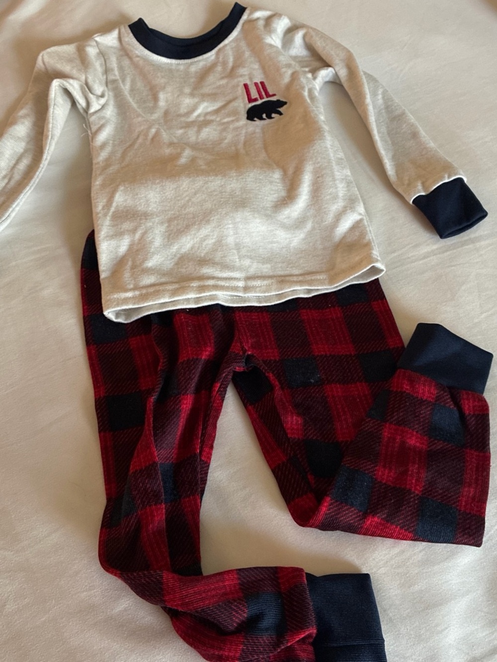 dearfoams Cream & Red Plaid Kids Two-Piece Pajama Set